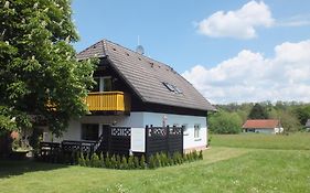 Ferienhaus Moni Mit 2 Separaten Wohnungen Am Silbersee