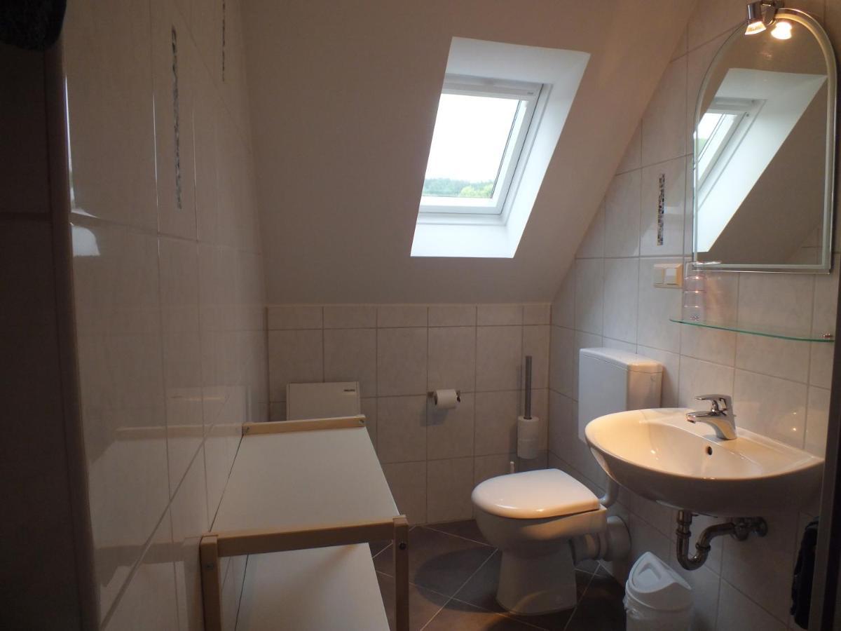 Ferienhaus Moni Mit 2 Separaten Wohnungen Am Silbersee Frielendorf Exterior foto